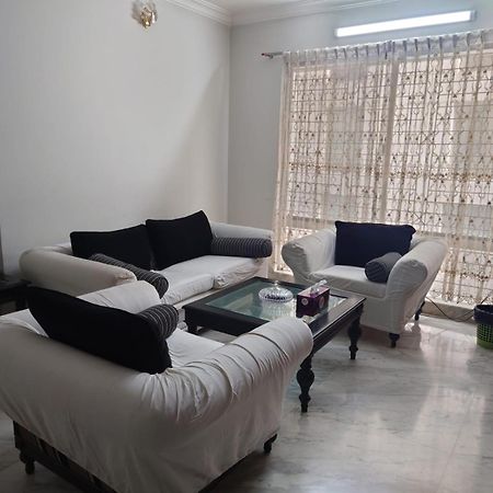 Bed and Breakfast Elegant House Dhaka Zewnętrze zdjęcie